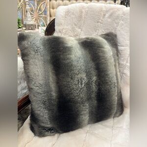 Grey Faux Fur Pillows w/form 18"